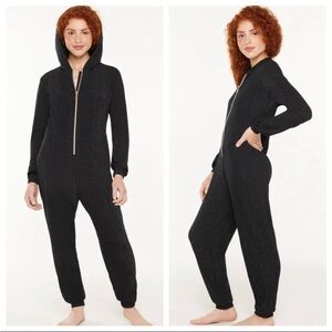 SAVAGE X FENTY Sleep Shine HOODED JUMPSUIT One Piece Onesie Black Glitter
